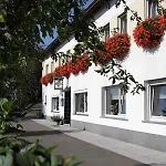 Haus Sonnenschein *